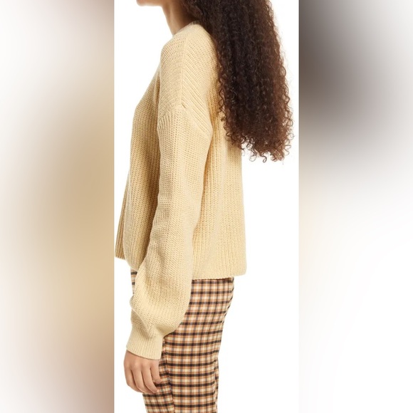 BP. Cleo Crop Crewneck Sweater in Tan Boulder size medium - Picture 3 of 8